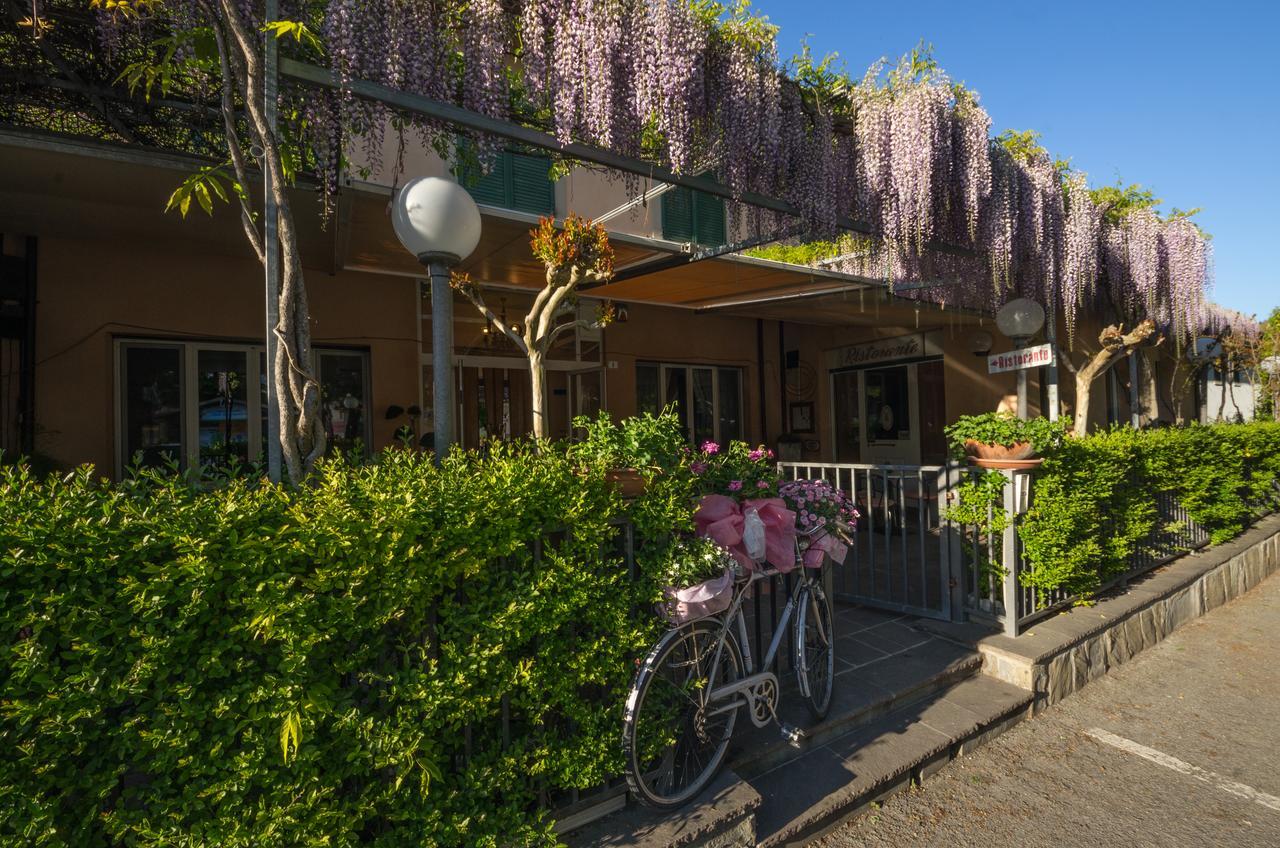 Hotel Ristorante Bologna Сан-Пьеро-ин-Баньо Экстерьер фото